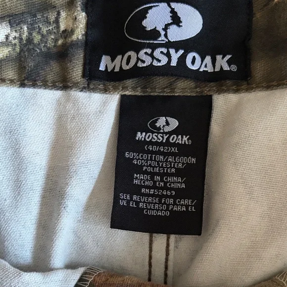 Mossy Oak Camouflage Cargo Pants - XL - Picture 3 of 4